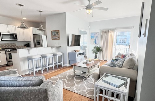Wrightsville Beach House | Big and Beautiful Coastal Retreat with a view from the top balcony!