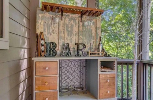 Big Canoe House | Big Canoe! 3 Masters, 2 Decks, Hot Tub, Fire Pit!