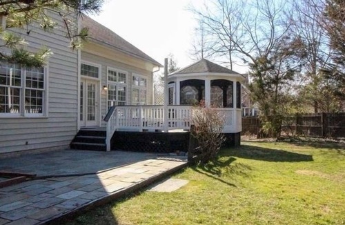 Springfield House | Big Spacious modern house,15 min from DC, GMU, Tyson's Corner
