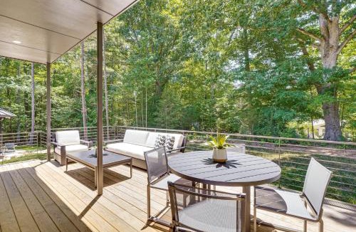 Hillsborough House | Bike to Dtwn Hillsborough! Modern Home w/Yard