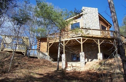 Clyde Cabin | Bison Ranch Retreat - Luxury Lodge with 2 Master Suites