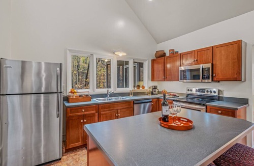 Berkeley Springs House | Black Forest - wifi, pets, grill, screen porch, fireplace, pool access, hiking