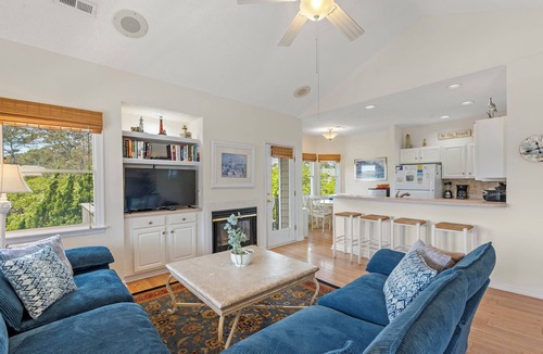 Corolla Light Condo | Bliss: Shared Pool & Sports Center | Short Walk to Beach