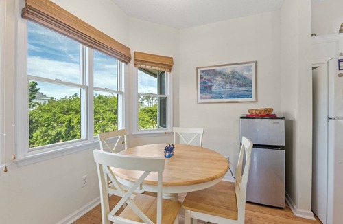 Corolla Light Condo | Bliss: Shared Pool & Sports Center | Short Walk to Beach