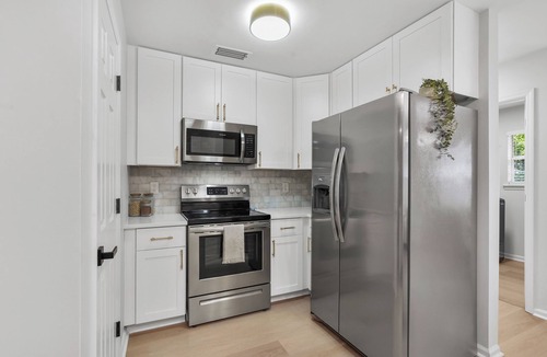 Savannah House | Blissful Retreat Savannah/PET Friendly/3 BD/2 BATH