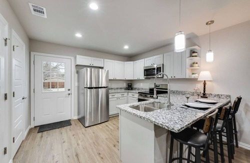 Fort Worth House | Blissful River Home near Lockheed/FW Stockyards