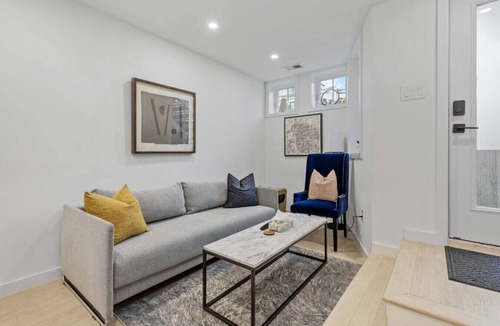 Bloomingdale Apartment | Bloomingdale Garden Home 1BR | Private Entry + W/D