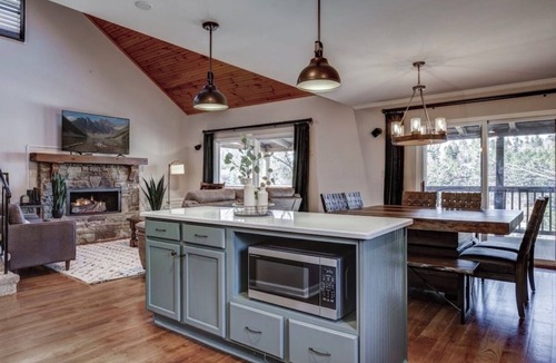 Blowing Rock Cabin | Blowing rock/mins to main st/pets/App Ski 3 miles