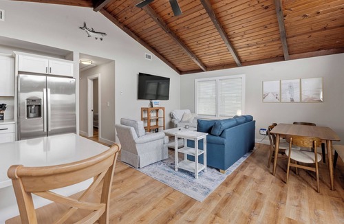 Nags Head House | Blue Crab Canal: Pool Access | Pets OK