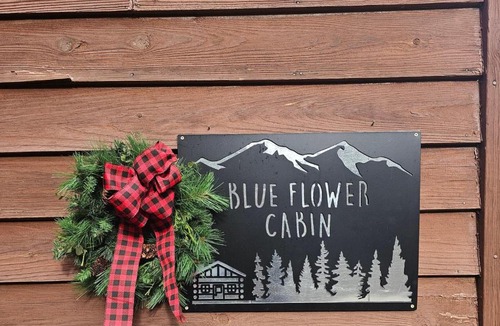 Lenoir House | Blue Flower Cabin