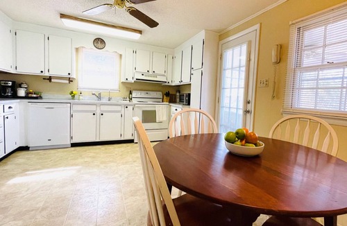 Terrell House | Blue Heron Hideaway
