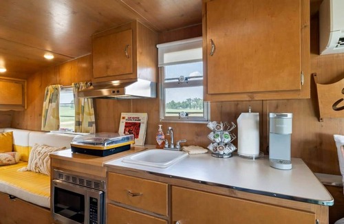 Willow City House | Blue Skies Resort | Glamping | Pool | Fireplace