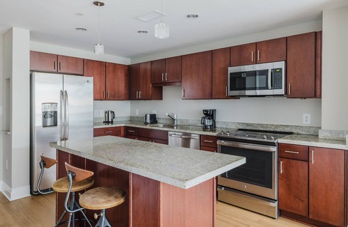 George Washington University Apartment | Blueground | Foggy Bottom 1bd apartment