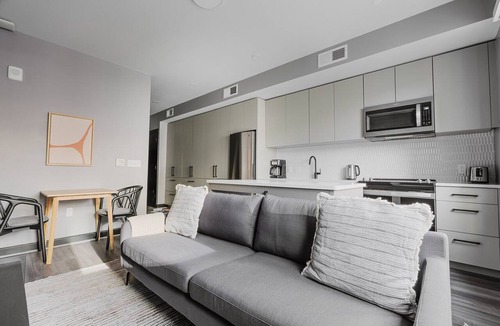 Downtown Washington D.C. Apartment | Blueground | Logan Circle, gym & w/d, nr metro