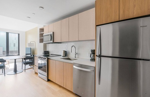 Navy Yard Apartment | Blueground | Navy Yard, rooftop pool, nr Anacostia Park