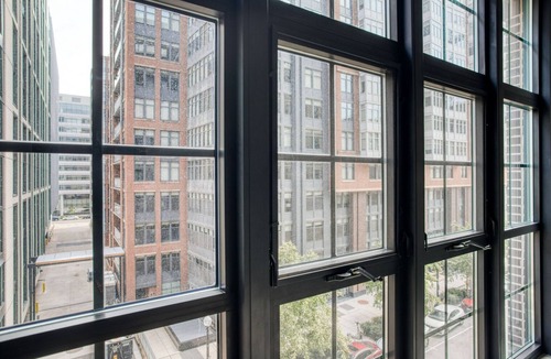 NoMa Apartment | Blueground | NoMa, rooftop pool, nr Union Station