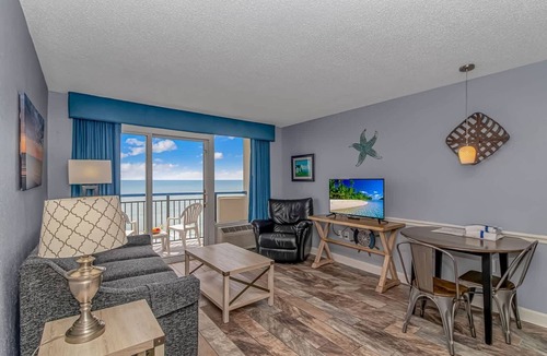 Myrtle Beach Condo | Boardwalk 1030