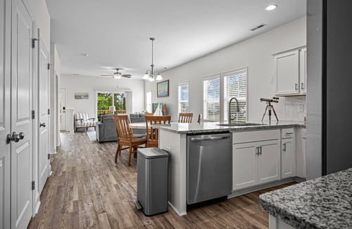 Cedar Point House | Boater's Cove, 3BR/2BA, Neighborhood Boat Ramp