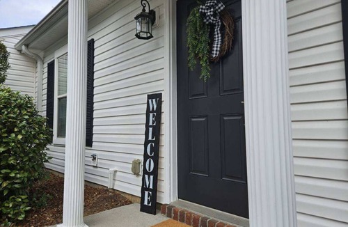 Augusta House | Bohemian Bungalow: 2BR Townhome