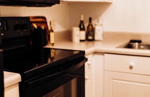 Wilmington Historic District Apartment | Boho loft studio in downtown Wilmington beach gear provided pet friendly