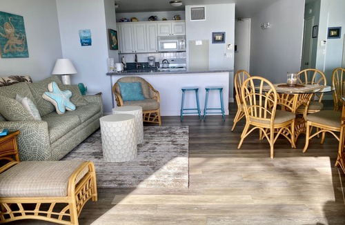 Kihei Condo | Book Your Maui Escape Now: Stunning Oceanfront Condo.