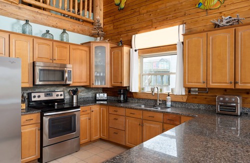 North Topsail Beach House | Boomerang: Oceanfront Log Cabin in N. Topsail