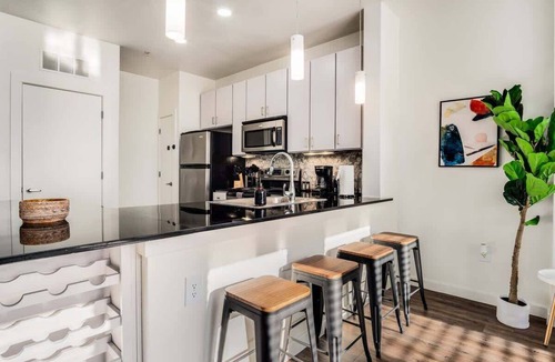 Travis Heights Apartment | Boulevard Stays - South Congress