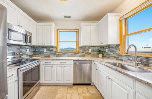Farrow Shores House | Brand New Oceanside Salvo Home, Dog Friendly with Hot Tub