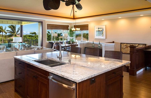 Kamuela House | Breathtaking Luxurious Pacific Island Home