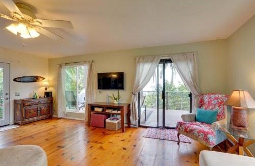 Kona Palisades House | Breezy Kailua-Kona Bungalow with Lanai and Ocean View!