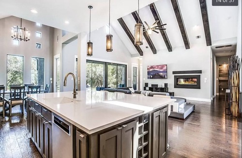 Austin Villa | Brewery District Villa with Heated pool, Game Room, Hot Tub, and more!