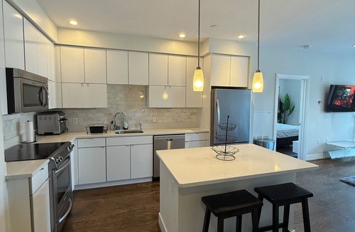 Pleasant Plains Apartment | Bright, Modern Apartment in Heart of Columbia Heights