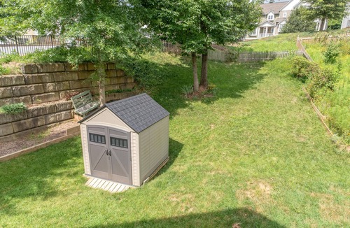 Charlottesville House | Bright, Spacious Home Perfect for Groups and Families: 4BR, 5 Beds