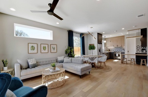 East MLK House | Bright + Stylish Oasis | East ATX, Near Downtown