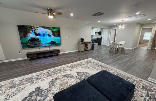 New Bern Apartment | Broad Street Penthouse in Historic Downtown New Bern