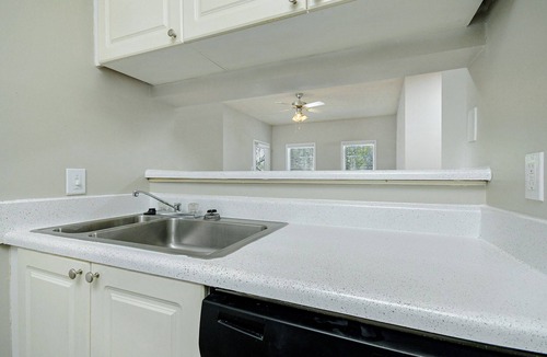 Ridgedale Park Apartment | Brookhaven Station -1BD 1BA Corporate Apartment