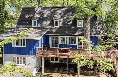 Greenville Apartment | Brookside House 5 mins to downtown Greenville