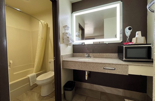 Nassawadox Hotel | Budget Inn