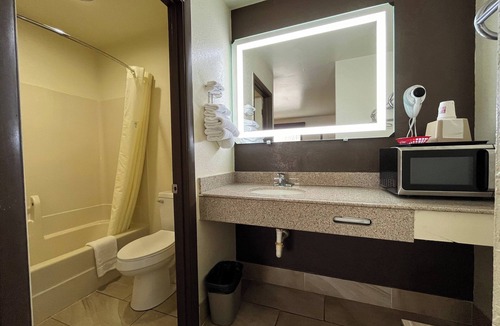 Nassawadox Hotel | Budget Inn