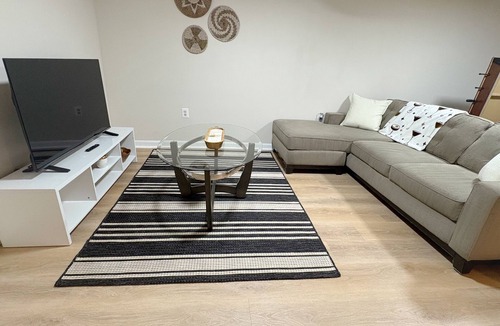 West Falls Church Apartment | Business-Ready Private Suite 15 minutes to DC Metro Area