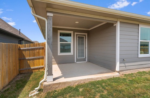 Hutto House | Business Ready/Retreat Minutes to Samsung & Round Rock