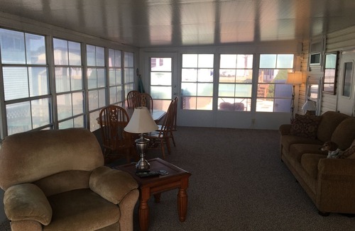 Earlville House | Buttonwood RV Beach Resort