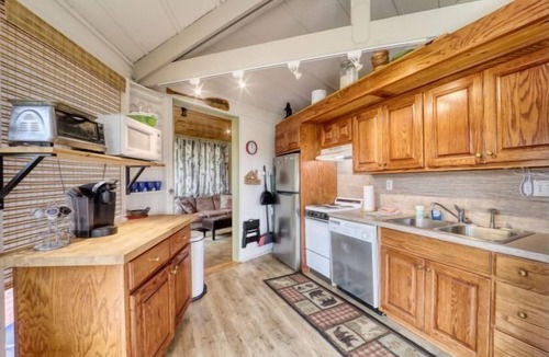 Beech Mountain Ski Chalet | BW-7 Discounted Concert Packages! Mountain Treehouse Authentic Roundhouse