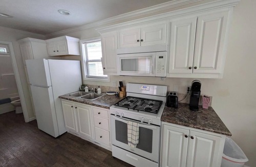 Sherrills Ford Cabin | C11-A Lake View Tiny Home Cabin on Lake Norman