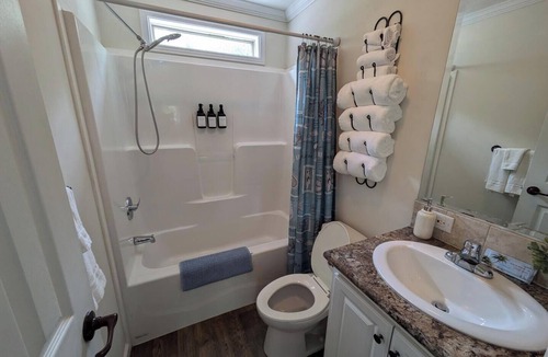 Sherrills Ford Cabin | C11-A Lake View Tiny Home Cabin on Lake Norman