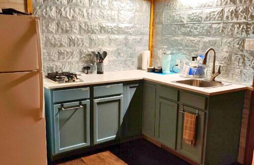 Hico Cabin | Cabin 2 Glamping, Nearby Glen Rose