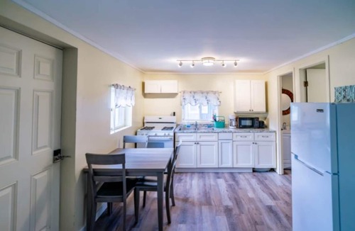 Oscoda Cabin | Cabin #5 Driftwood Dreams
