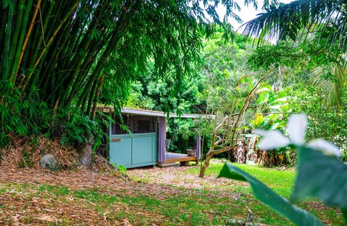 Kealakekua Cabin | Cabin in Kealakekua with kitchen
