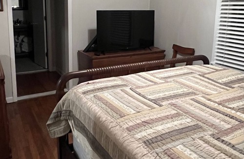 Micaville Other | Cabin on the River, Fire Pit, Grill, Great Wi-Fi, Private, Swimming, Mtn Vistas