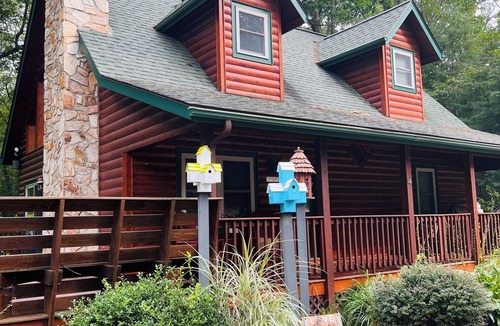 Sparta Cabin | Cabin - Sparta, NC at Bear Creek - "Alegria"